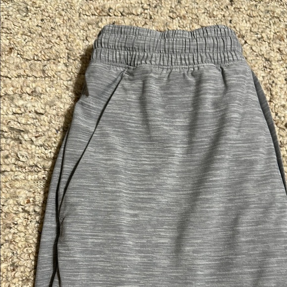 Men's Lululemon Gray Shorts - Picture 7 of 7